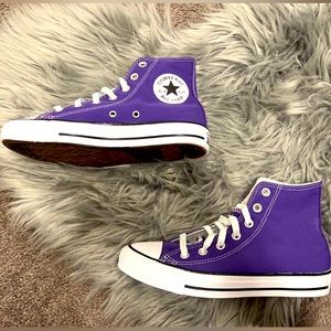 Converse - High Tops.